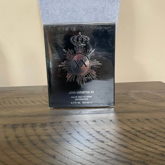 John Varvatos XX Heritage Mens 4.2 FL Oz 125 mL Eau De Toilette colone Spray. - Picture 3 of 4